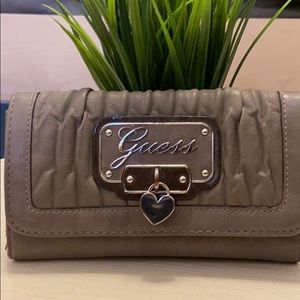 GUESS wallet